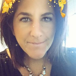 Meet your Posher, Corinne